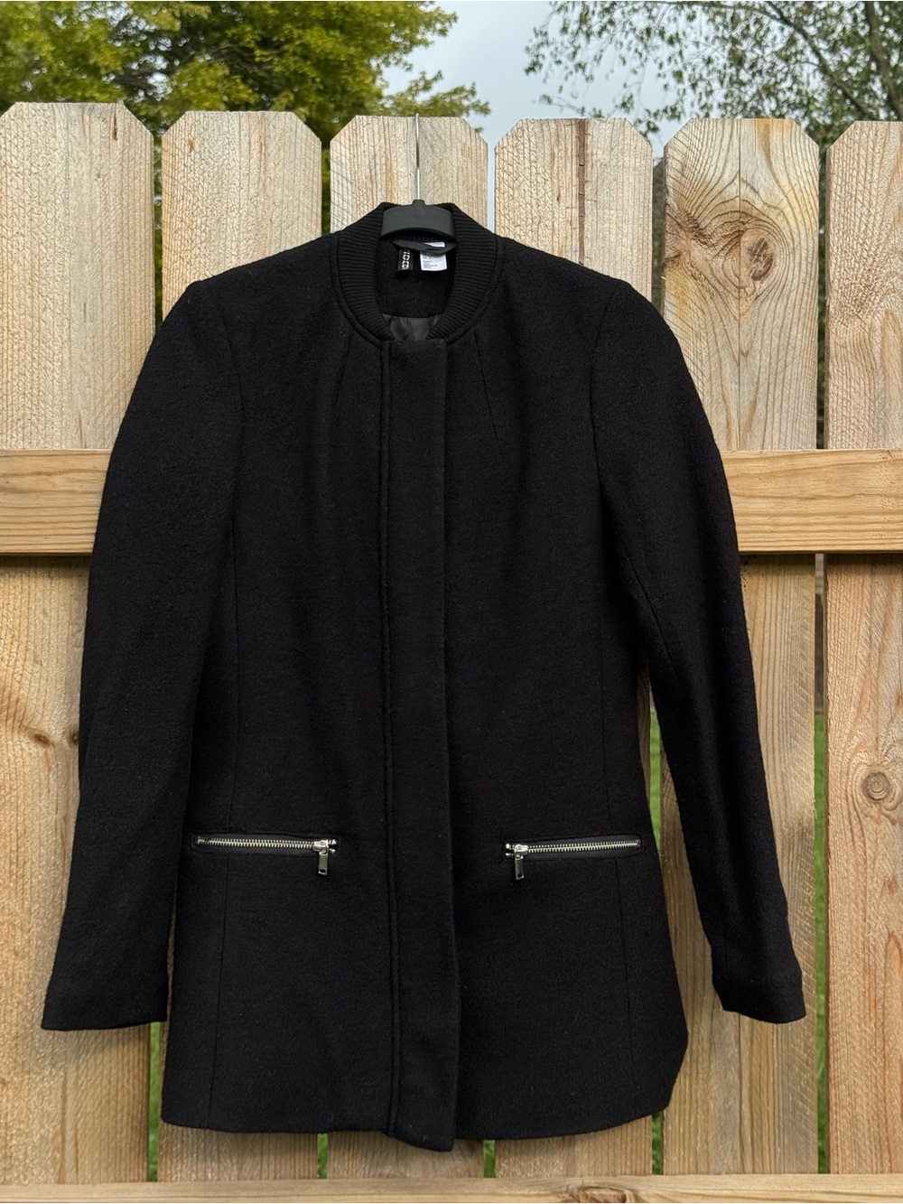 H&M Divided Black Wool Coat Women’s size 4 Textured Sleek Jacket Elegant